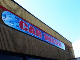 Super Quik Car Wash Sign