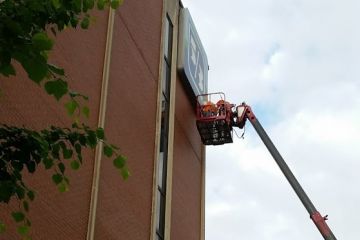 <h5 class="text-uppercase" style="font-size: 16px;"><a href="/sign_services/sign-manufacturing/">Sign Manufacturing</a> and <a href="/sign_services/sign-repair/">Sign Repair</a></h5>